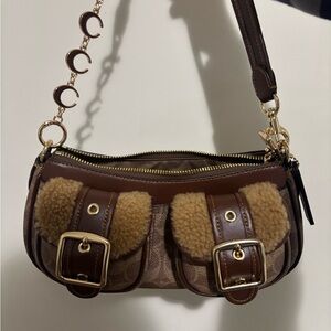 Coach brown signature Ashton shearling bag
